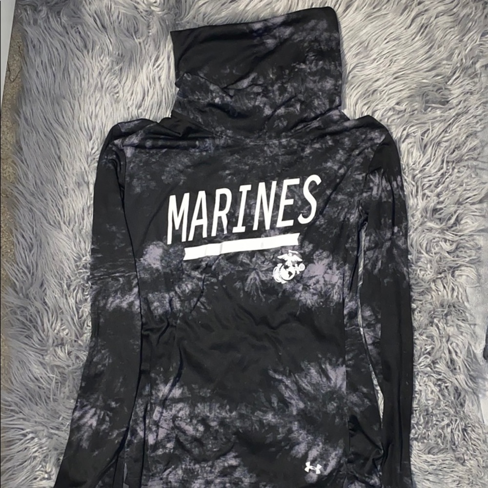 Under Armour Marines pullover!
